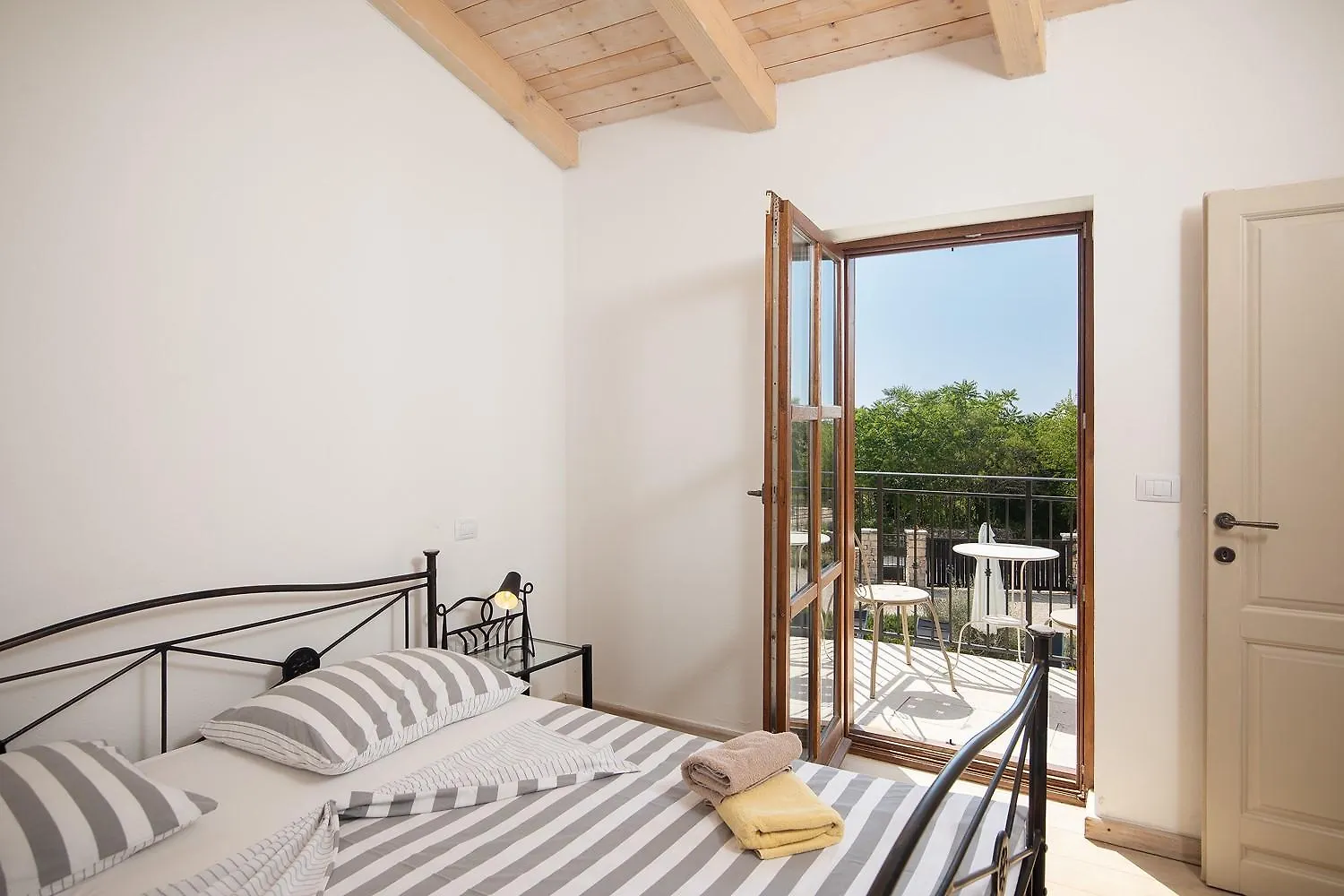 Villa Gracia Patricia Jursici
