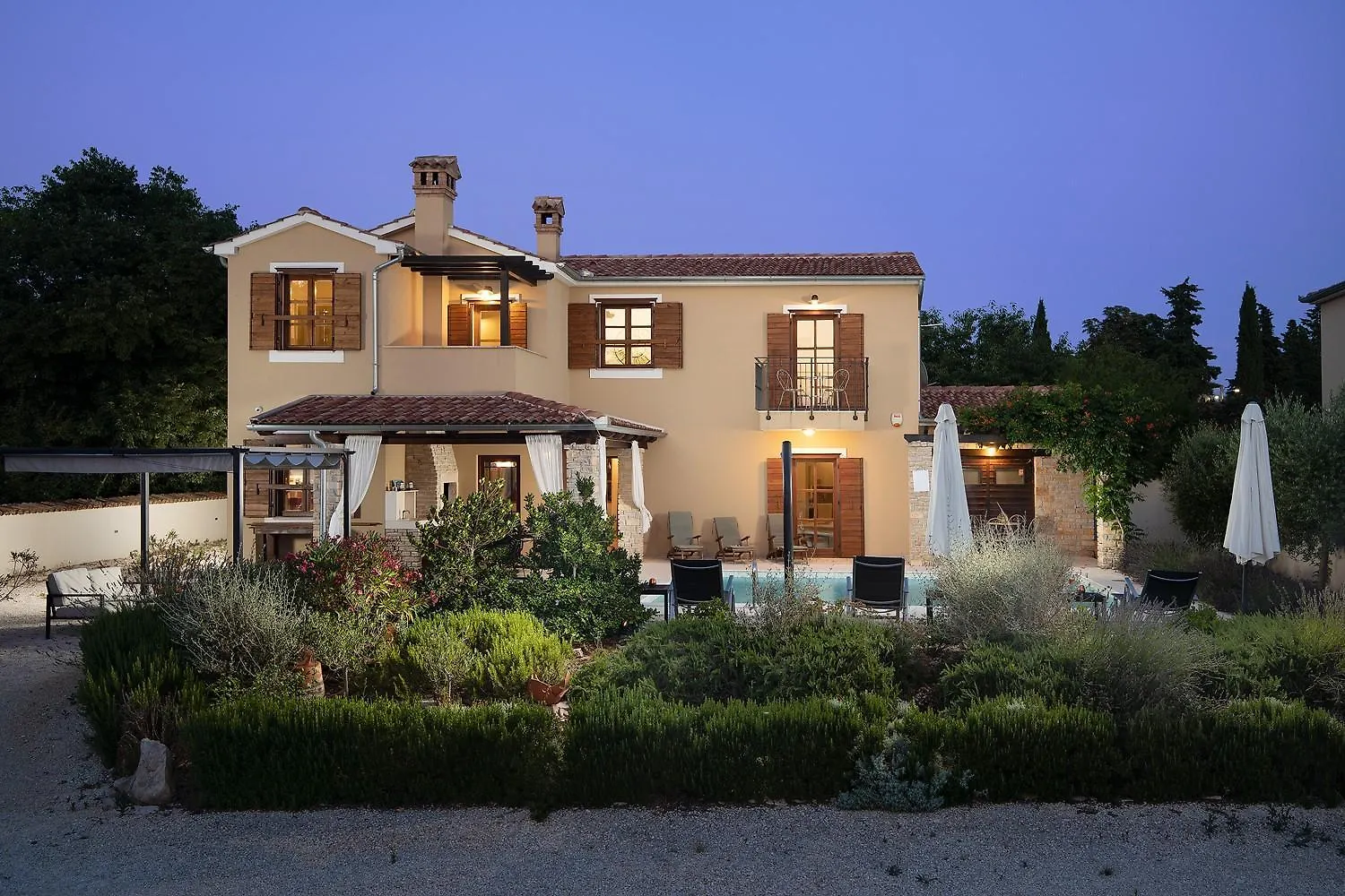 Villa Gracia Patricia Jursici